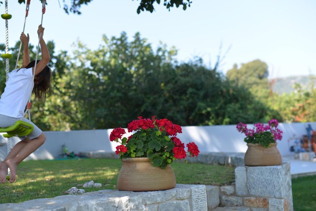 Villa Aggemari Apidias Lakos Zimmer foto