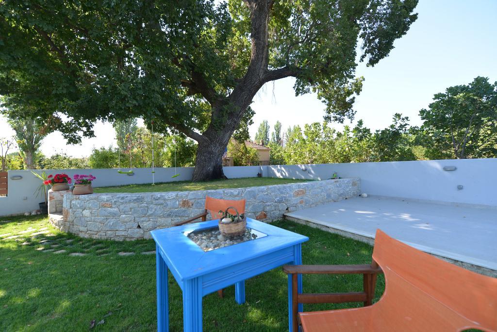 Villa Aggemari Apidias Lakos Zimmer foto